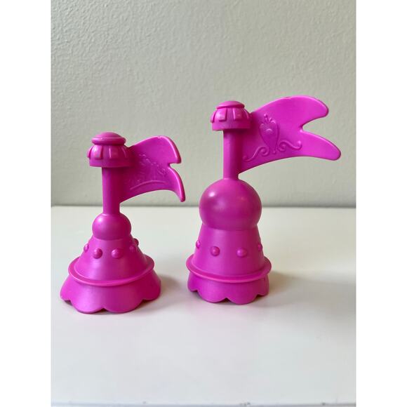 Fisher-Price Little People Disney Princess Songs Palace Replacement Parts Flags - Picture 2 of 3